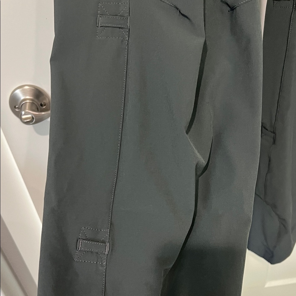 REI Trailmade Adjustable Hiking Pants Sz 14 - Picture 5 of 13